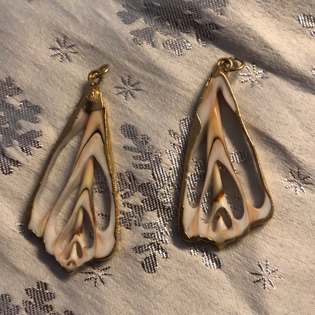 Shell Charm